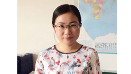于艳--东北农业大学  硕士
现任：动保技术部研发员，，，，，，，从不浪费时间和身边的资源，，，，，，，虚心向各位老师讨教知识，，，，，，，在企业高新认定、GMP验收工作中做出了重大的贡献。。。。。。。